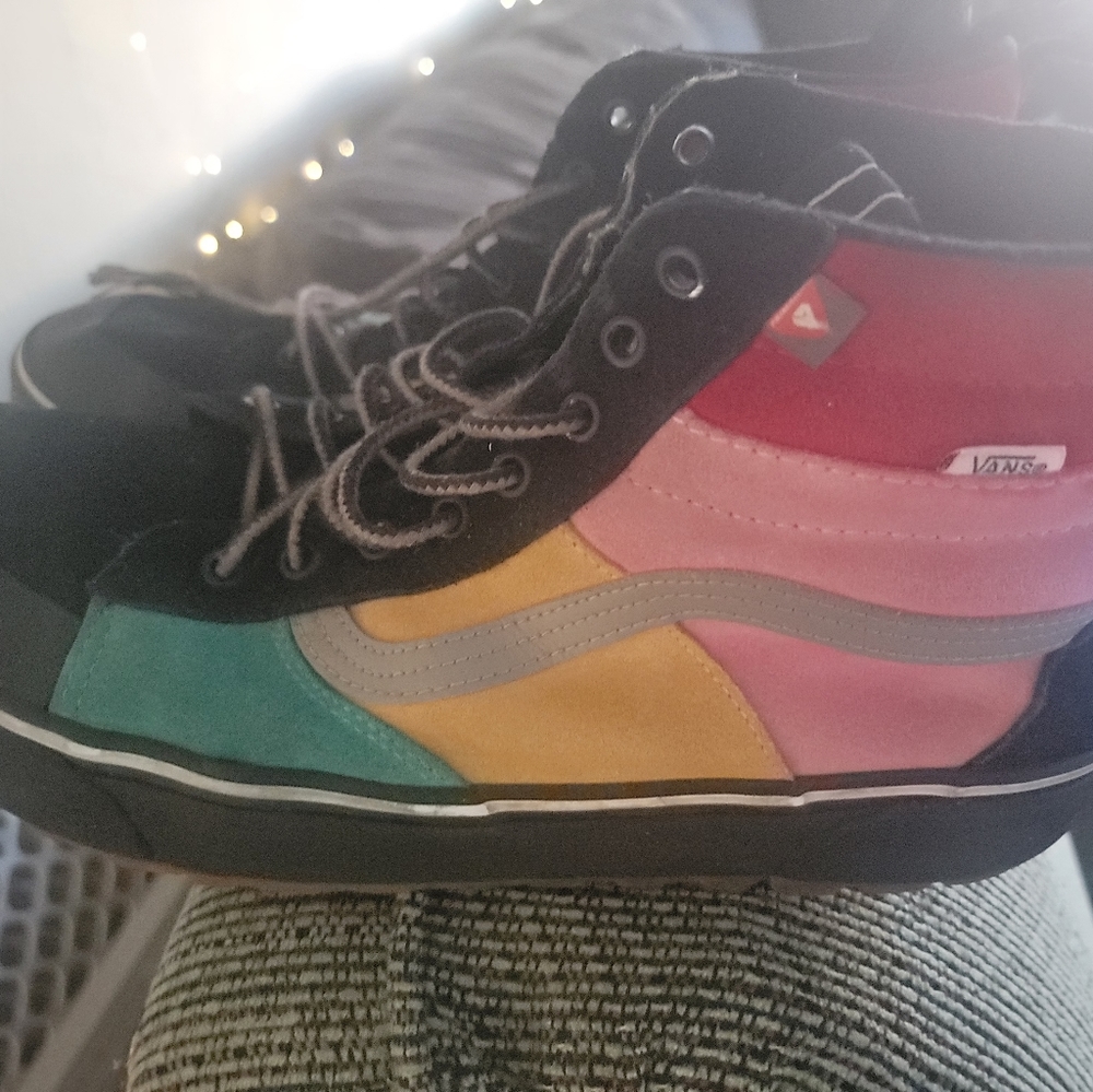 Vans off the walls customs